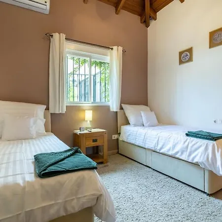 Villa Ayma Casa Margarita *